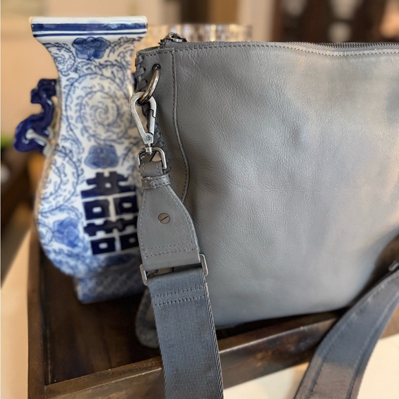 🩶 HABOR 2nd LEATHER CROSSBODY MESSENGER BAG! - Picture 7 of 10